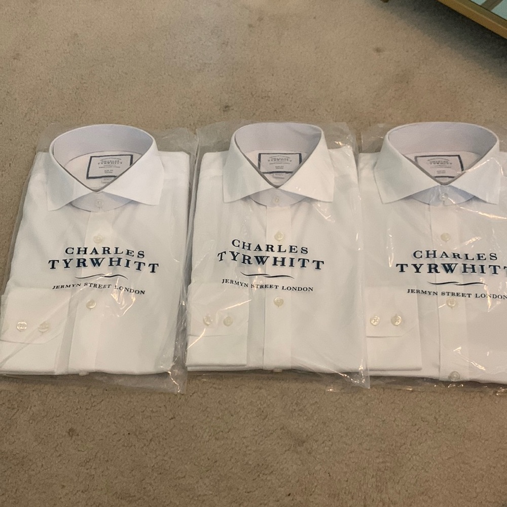 Charles Tyrwhitt 3 pack White Dress shirts